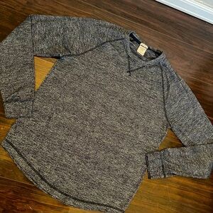 Abercrombie Long Sleeve mens muscle shirt
Size s
Preowned